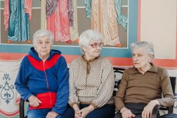 Частный пансионат для пожилых людей Забота о близких, с рейтингом 4.9 - находится по адресу Московская область, пгт Старый Городок, Заводская улица, ст40 