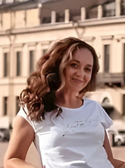 Преподаватель русского языка Олеся Александровна Слепцова