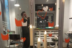 Ozon, с рейтингом 3.8 - находится по адресу Ленинградская область, Кудрово, Столичная улица, 11 к3 