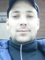 Мастер по ремонту медицинского оборудования, автослесарь Иван Сергеевич Горностаев