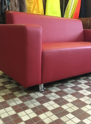 Мастер по обшивке стен, мастер по ремонту мебели Владимир Юрьевич Кобцев