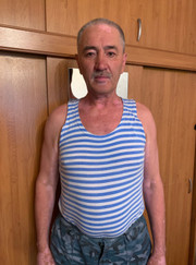 Маляр, мастер по оклейке обоев Сергей Грачев