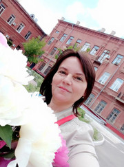 Преподаватель английского языка, преподаватель немецкого языка Елена Викторовна Суркова