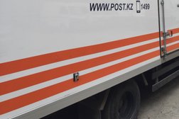 Служба экспресс-доставки EMS Kazpost, с рейтингом 3 - находится по адресу Алматы, Панфилова, 1а 