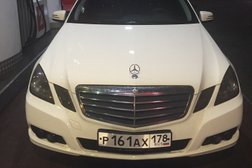 Автозаправка Лукойл, с рейтингом 4 - находится по адресу Санкт-Петербург, Софийская улица, 1 