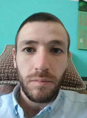 Главный тренер, автомойщик Артур Толибович Кахоров