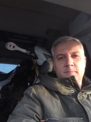 Курьер Алексей Микитась