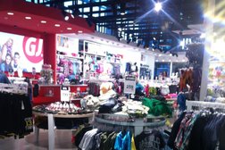 Магазин одежды Gloria Jeans, с рейтингом 5 - находится по адресу Костромская область, пос. Караваево, Красносельское шоссе, 1 