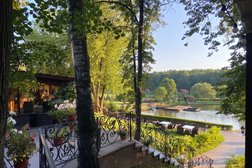 Загородный клуб Завидное, с рейтингом 4 - находится по адресу Московская область, посёлок Измайлово, 23 