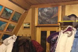 Театр авторской песни, с рейтингом 5 - находится по адресу Иркутская область, рп. Листвянка, улица Островского, 45 