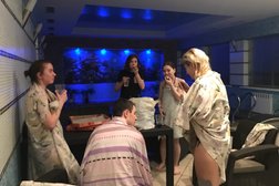 Загородный отель Вилла Богема, с рейтингом 4.2 - находится по адресу Свердловская область, Верхняя Сысерть, улица Садовая, 2л 