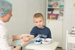 Первый детский медицинский центр, с рейтингом 4.5 - находится по адресу Саратов, им. Менякина Ю.И. улица, 1 