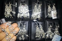 Магазин сладостей Рахмет, с рейтингом 2.7 - находится по адресу Нур-Султан, Бауыржан Момышұлы проспект, 10 