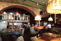 Литературное кафе Безухов, с рейтингом 3.2 - находится по адресу Нижний Новгород, Рождественская улица, 6 