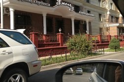 Салон красоты Luxury, с рейтингом 5 - находится по адресу Алматы, Аскарова, 21/12 