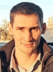 Благоустройство территории, грузчик Алексей Мальцев