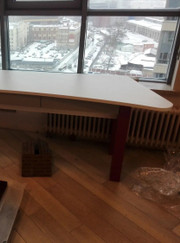 Мастер по ремонту мебели, мастер по укладке полов Андрей Николаевич Захарчук