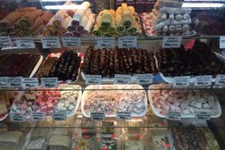 Магазин здорового питания Ягодка, с рейтингом 4.8 - находится по адресу Екатеринбург, улица 8 Марта, 61 
