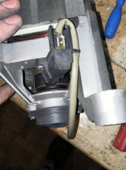 Мастер по настройке и ремонту компьютеров, мастер по ремонту бытовой техники Роман Игоревич Солодухин