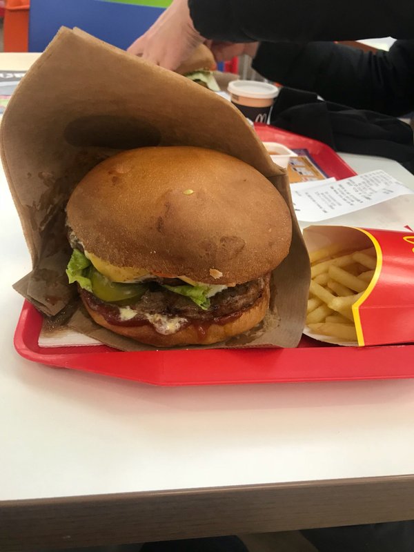 фотография Кафе быстрого питания Burger Club в Мытищах