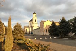 Мясниковский районный суд, с рейтингом 3.3 - находится по адресу Ростовская область, с. Чалтырь, 6-я линия, 8 