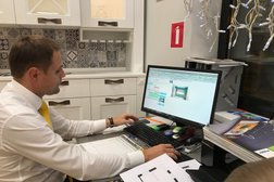Мебельный салон Стильные кухни и интерьеры, с рейтингом 4.5 - находится по адресу Москва, Щербинка, Варшавское шоссе, 304 