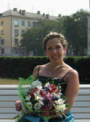 Визажист, мастер ногтевого сервиса Елена Владимировна Антонова