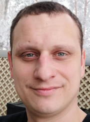 Разнорабочий, грузчик Алексей Николаевич Саврасов