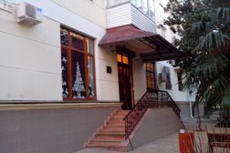 Авторская школа Ступеньки, с рейтингом 3.7 - находится по адресу Сочи, Ялтинская улица, 16 