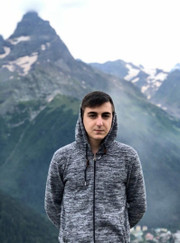 Веб-дизайнер, веб-разработчик Григорий Балаян