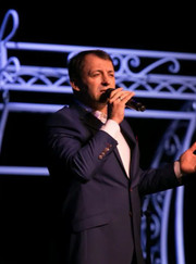 Певец Руслан Николаевич Шаповалов