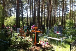Косулинское кладбище, с рейтингом 4 - находится по адресу Свердловская область, с. Косулино, Арамильская улица, 66а 