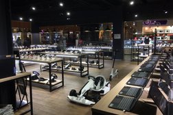 Магазин компьютерной и цифровой техники Белый Ветер, с рейтингом 3 - находится по адресу Астана, Кабанбай батыра проспект, 21 