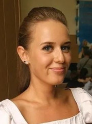 Преподаватель английского языка, преподаватель по обществознанию Лия Ильгизаровна Давлетшина