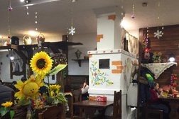 Столовая Избушка, с рейтингом 4 - находится по адресу Нур-Султан, Достық, 1 