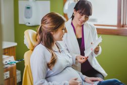 Стоматологическая клиника Карат, с рейтингом 3.3 - находится по адресу Ростовская область, Волгодонск, улица Ленина, 111 