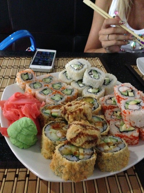 Япошка просп нефтяников 20 меню. Япошка просп нефтяников 20 меню. Вкусные суши энгельс. Япошка глазов. Роллы глазов.